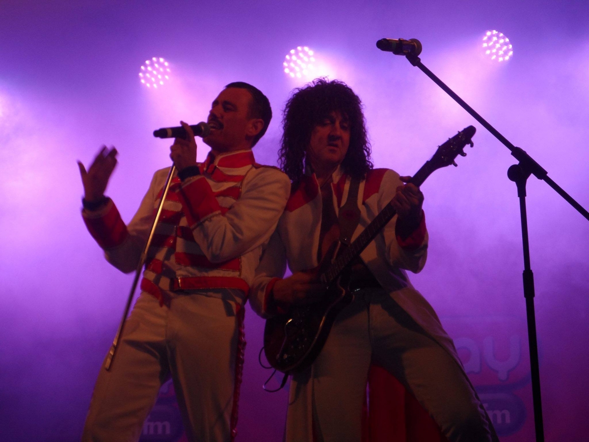 Dean Richardson Brian May Andy Wills